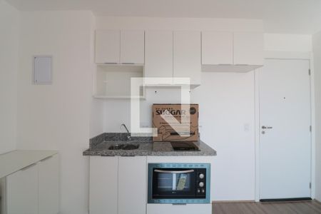 Sala e Cozinha  de kitnet/studio para alugar com 2 quartos, 38m² em Quarta Parada, São Paulo