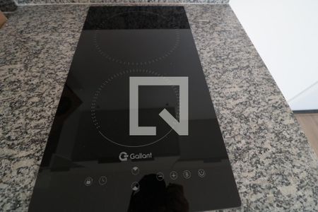 Sala e Cozinha  - cooktop de kitnet/studio para alugar com 2 quartos, 38m² em Quarta Parada, São Paulo