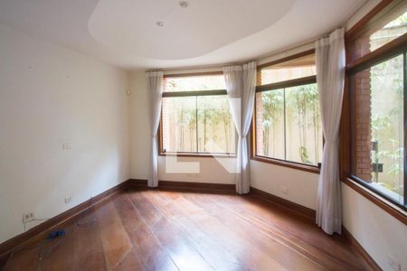 Sala 3 de casa à venda com 5 quartos, 800m² em Jardim dos Estados, São Paulo