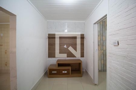Sala de casa para alugar com 1 quarto, 34m² em Itaquera, São Paulo