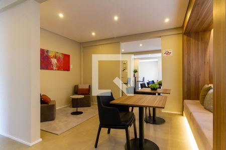 Apartamento para alugar com 40m², 2 quartos e sem vagaÁrea comum - Salão de festas