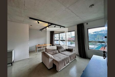 Sala de apartamento à venda com 1 quarto, 70m² em Jardim das Acacias, São Paulo