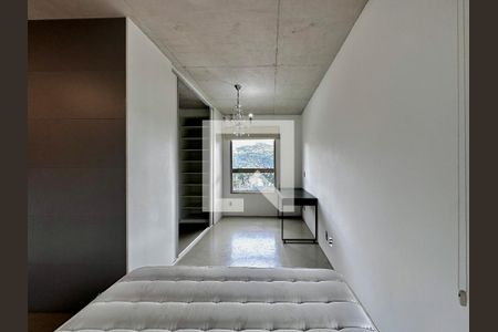 Apartamento à venda com 70m², 1 quarto e 1 vagaQuarto