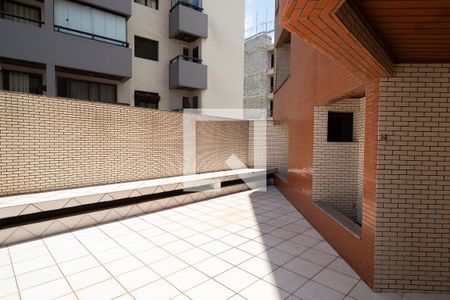 Apartamento à venda com 170m², 3 quartos e 2 vagas Apartamento à venda com 170m², 3 quartos e 2 vagasSacada