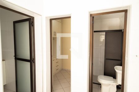 Apartamento à venda com 170m², 3 quartos e 2 vagas Apartamento à venda com 170m², 3 quartos e 2 vagasÁrea de Serviço