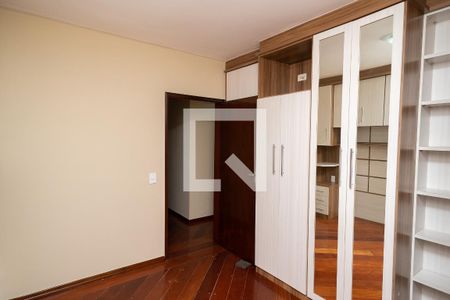 Apartamento à venda com 170m², 3 quartos e 2 vagas Apartamento à venda com 170m², 3 quartos e 2 vagasSuíte