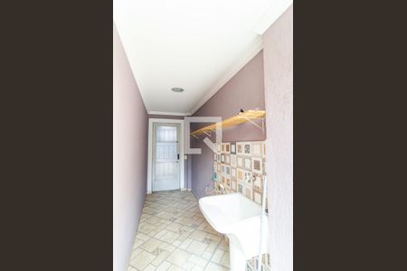 Casa à venda com 117m², 2 quartos e 2 vagasLavanderia