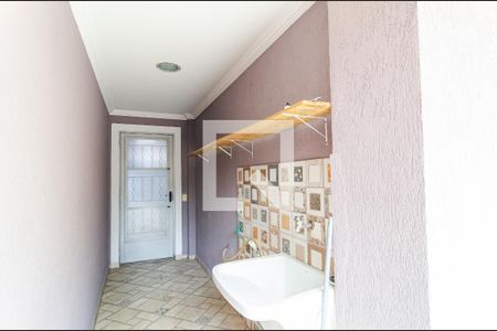 Casa à venda com 117m², 2 quartos e 2 vagasLavanderia