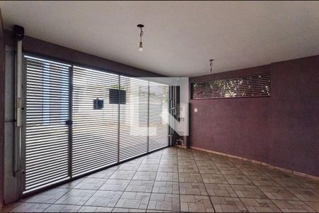 Casa à venda com 117m², 2 quartos e 2 vagasGaragem