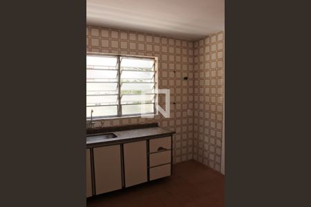 Casa à venda com 4 quartos, 143m² em Jardim Vergueiro (sacomã), São Paulo