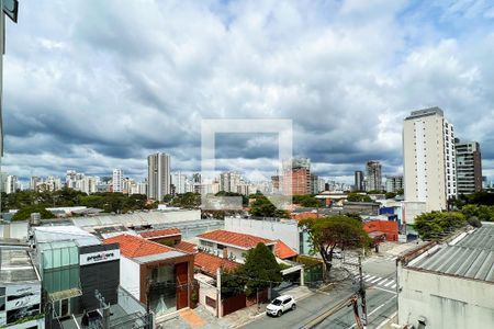 Vista de kitnet/studio para alugar com 1 quarto, 26m² em Indianópolis, São Paulo