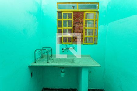 Casa à venda com 30m², 1 quarto e 2 vagas Casa à venda com 30m², 1 quarto e 2 vagasCozinha