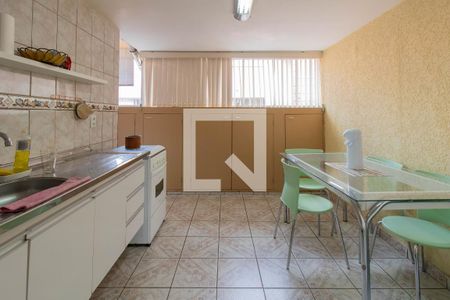 Apartamento para alugar com 63m², 2 quartos e 1 vagaCozinha