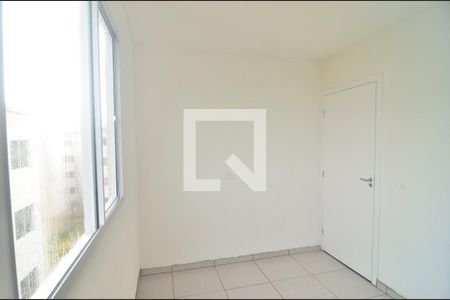 Quarto 2 de apartamento para alugar com 2 quartos, 43m² em Mato Grande, Canoas
