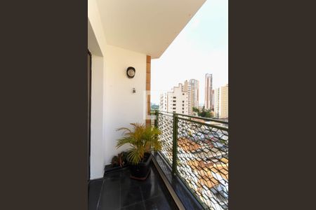 Varanda Sala de apartamento para alugar com 4 quartos, 200m² em Vila Regente Feijó, São Paulo