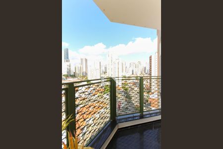 Varanda Sala de apartamento para alugar com 4 quartos, 200m² em Vila Regente Feijó, São Paulo