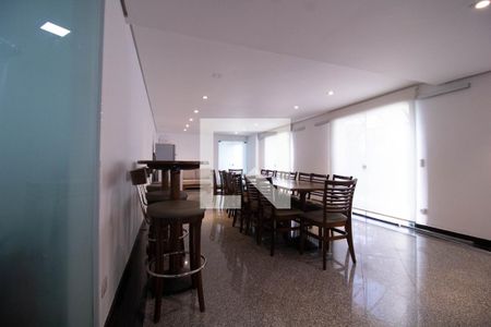 Apartamento à venda com 208m², 4 quartos e 3 vagas Apartamento à venda com 208m², 4 quartos e 3 vagasÁrea comum - Salão de festas