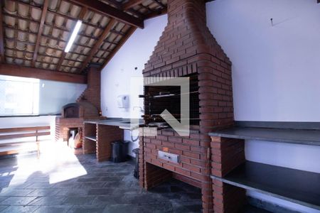 Apartamento à venda com 208m², 4 quartos e 3 vagas Apartamento à venda com 208m², 4 quartos e 3 vagasÁrea comum - Churrasqueira