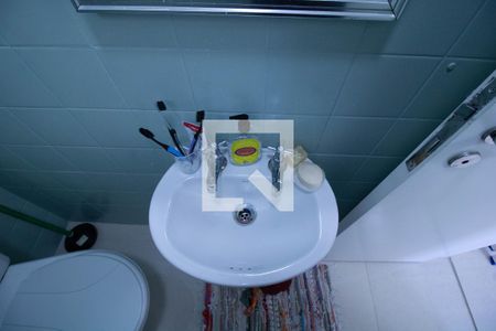 Apartamento à venda com 208m², 4 quartos e 3 vagas Apartamento à venda com 208m², 4 quartos e 3 vagasDetalhe lavabo