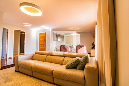 Sala de apartamento à venda com 4 quartos, 208m² em Jardim Prudência, São Paulo