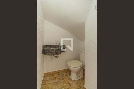 Lavabo de casa de condomínio para alugar com 2 quartos, 68m² em Vila Aricanduva, São Paulo