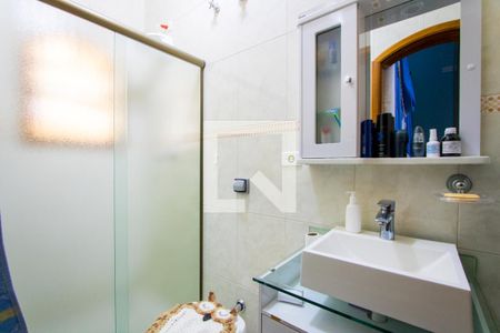 Casa à venda com 306m², 3 quartos e 4 vagas Casa à venda com 306m², 3 quartos e 4 vagasBanheiro do quarto 2