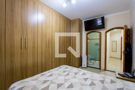 Casa à venda com 306m², 3 quartos e 4 vagas Casa à venda com 306m², 3 quartos e 4 vagasQuarto 1 - Suíte