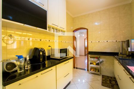 Casa à venda com 306m², 3 quartos e 4 vagas Casa à venda com 306m², 3 quartos e 4 vagasCozinha