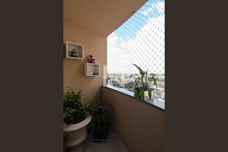 Varanda de apartamento para alugar com 2 quartos, 58m² em Vila Milton, Guarulhos