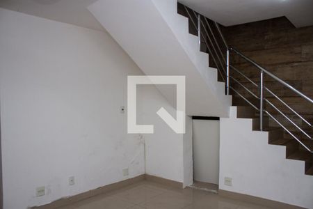 Sala de casa à venda com 3 quartos, 242m² em Quintino Bocaiúva, Rio de Janeiro