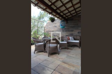 Apartamento para alugar com 180m², 3 quartos e 3 vagas Apartamento para alugar com 180m², 3 quartos e 3 vagasVaranda da sala