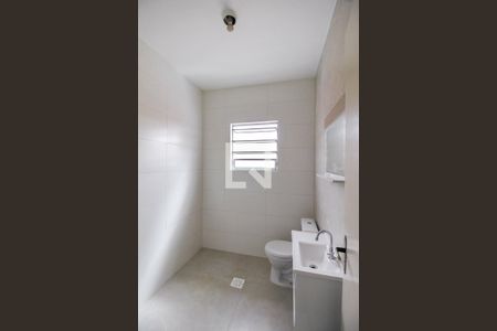 Casa à venda com 175m², 4 quartos e 2 vagasBanheiro da Suíte