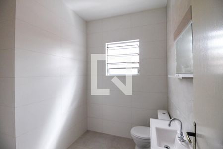 Casa à venda com 175m², 4 quartos e 2 vagasBanheiro da Suíte