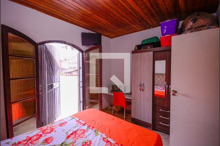 Casa à venda com 118m², 3 quartos e 2 vagasQuarto 2