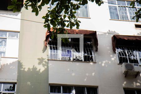 Apartamento à venda com 65m², 2 quartos e 1 vagaPlaquinha