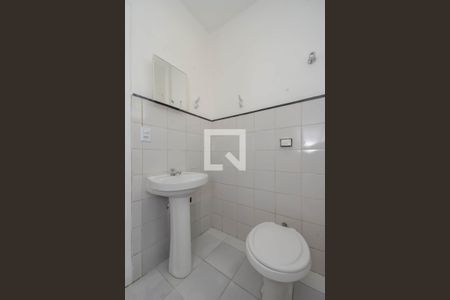 Banheiro de kitnet/studio para alugar com 1 quarto, 29m² em Bela Vista, São Paulo