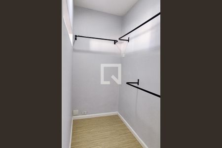 Apartamento para alugar com 65m², 1 quarto e 1 vaga Apartamento para alugar com 65m², 1 quarto e 1 vagaCloset