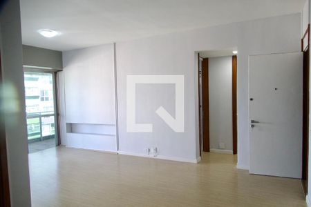 Sala  de apartamento para alugar com 1 quarto, 65m² em Barra da Tijuca, Rio de Janeiro