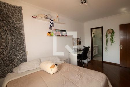 Apartamento à venda com 240m², 4 quartos e 2 vagasQuarto 4 