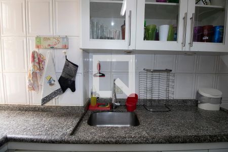 Apartamento à venda com 240m², 4 quartos e 2 vagasCozinha