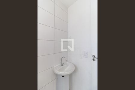 Apartamento à venda com 40m², 2 quartos e sem vaga Apartamento à venda com 40m², 2 quartos e sem vagaBanheiro