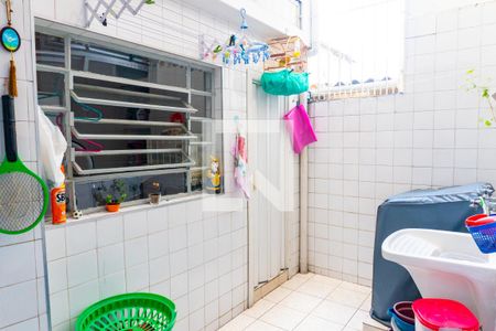 Casa à venda com 106m², 3 quartos e 1 vagaÁrea de Serviço