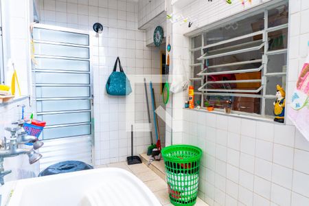 Casa à venda com 106m², 3 quartos e 1 vagaÁrea de Serviço