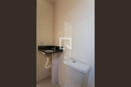 Apartamento para alugar com 65m², 2 quartos e 1 vaga Apartamento para alugar com 65m², 2 quartos e 1 vagaBanheiro da Suite