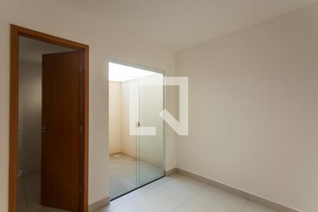 Apartamento para alugar com 65m², 2 quartos e 1 vaga Apartamento para alugar com 65m², 2 quartos e 1 vagaSuite