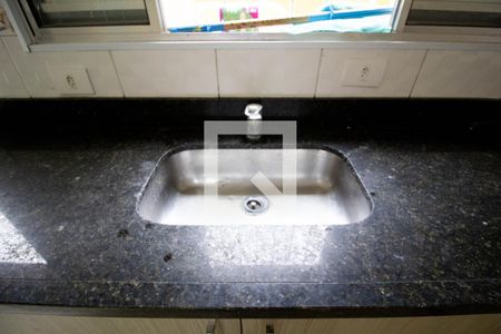 Casa à venda com 100m², 2 quartos e 2 vagasPia