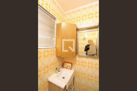 Casa à venda com 160m², 3 quartos e 2 vagasBanheiro do Quarto 1