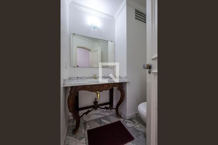 Apartamento para alugar com 70m², 2 quartos e 2 vagasLavabo