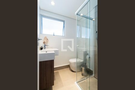 Apartamento à venda com 114m², 2 quartos e 2 vagas Apartamento à venda com 114m², 2 quartos e 2 vagasBanheiro social