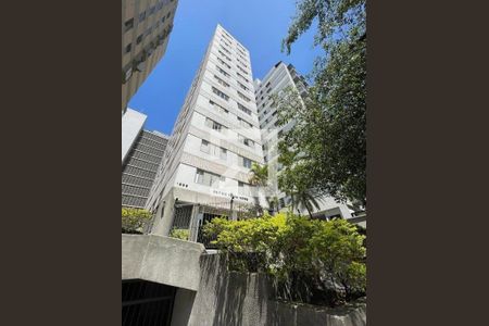 Apartamento à venda com 114m², 2 quartos e 2 vagas Apartamento à venda com 114m², 2 quartos e 2 vagasFachada